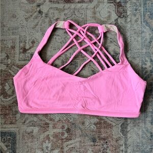 Lululemon free to be sports bra size 12